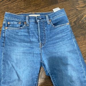 High-Rise Wedgie Skinny